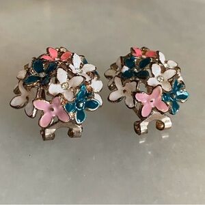 Vintage Floral Clip-On multicolor Earrings